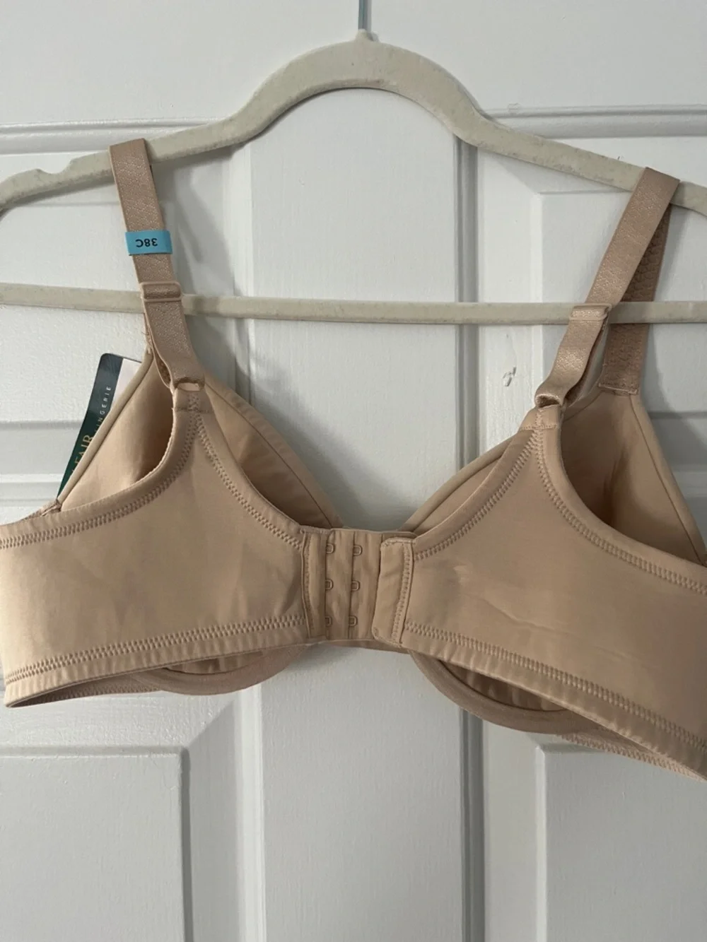 Vanity Fair Beige Smooth Underwire Bra 38C - Picture 5 of 7